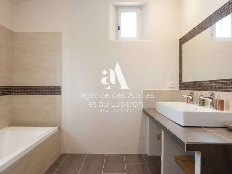 House Paradou - 6 bedrooms - 2000m²