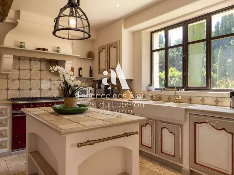 House Paradou - 6 bedrooms - 2000m²