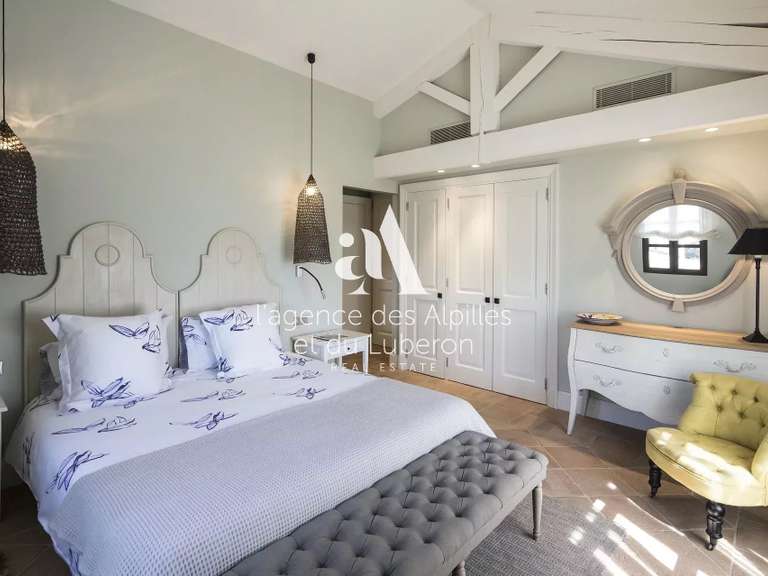 House Paradou - 7 bedrooms - 7000m²