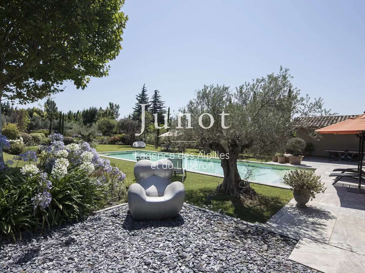 House Paradou