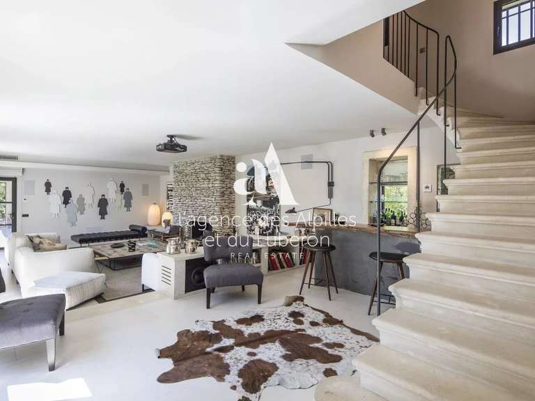 House Paradou - 7 bedrooms - 7000m²