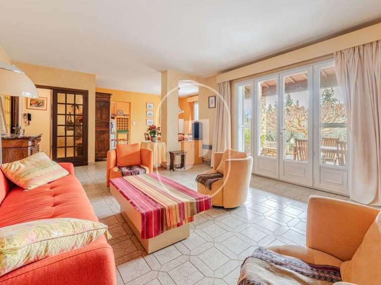 House Paradou - 6 bedrooms - 194m²