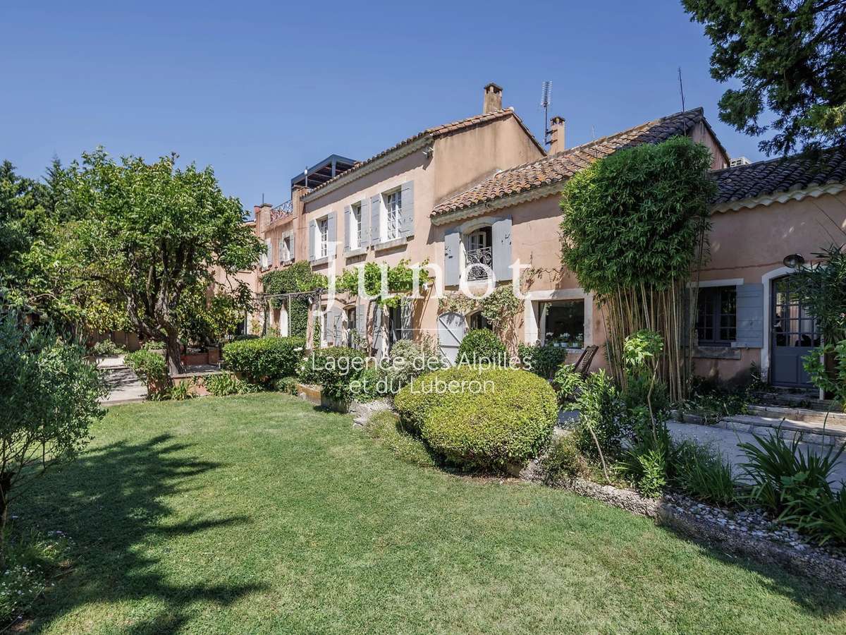 Maison Paradou