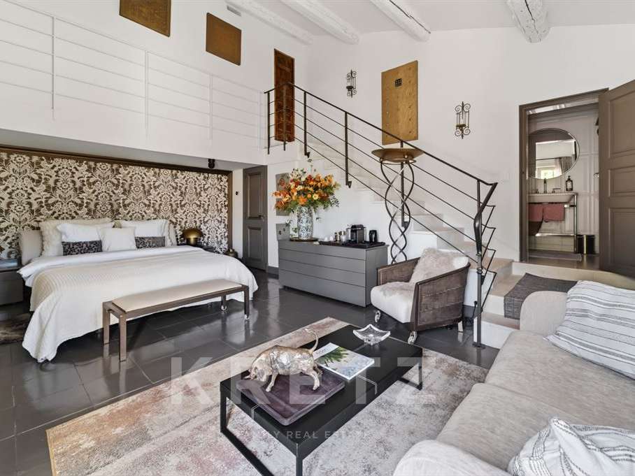 House Paradou
