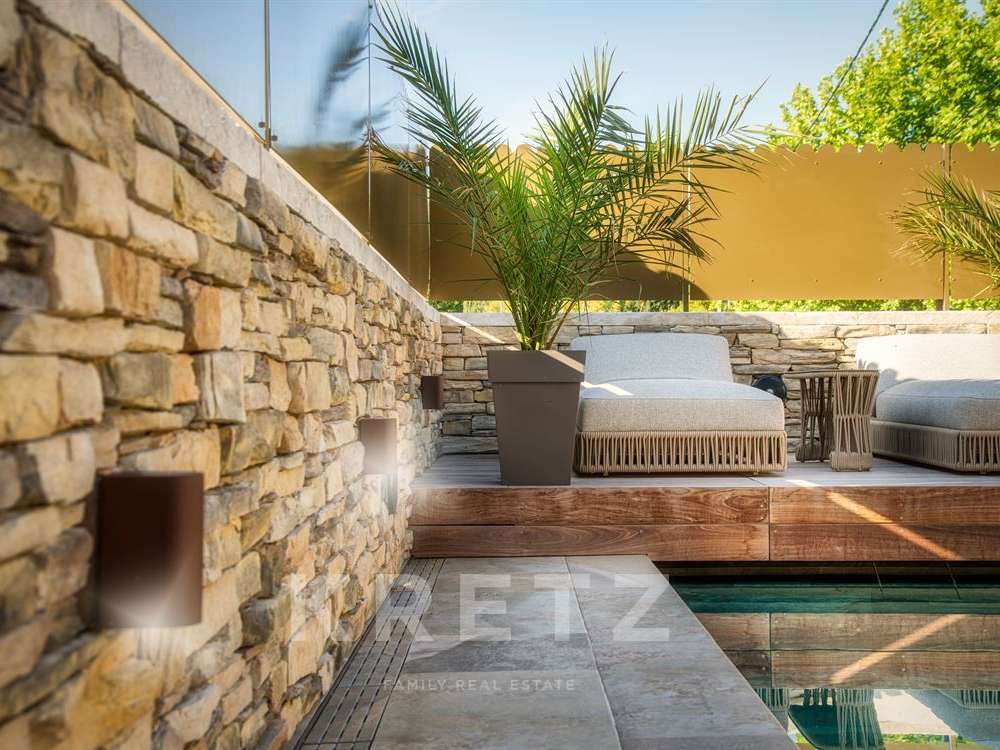 House Paradou