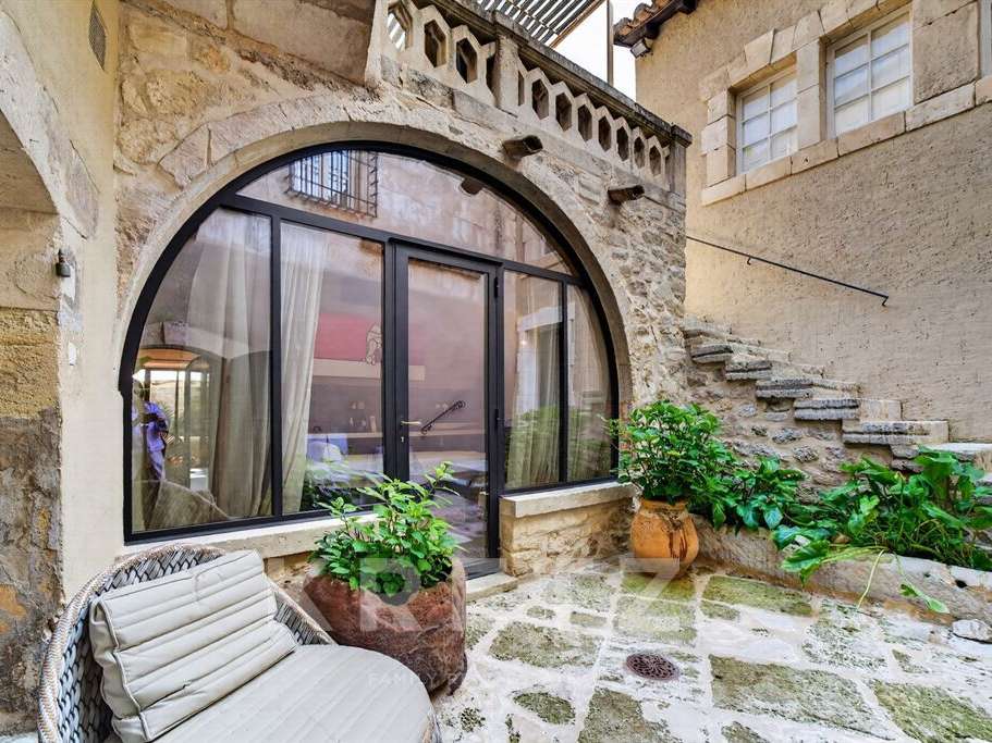 House Paradou