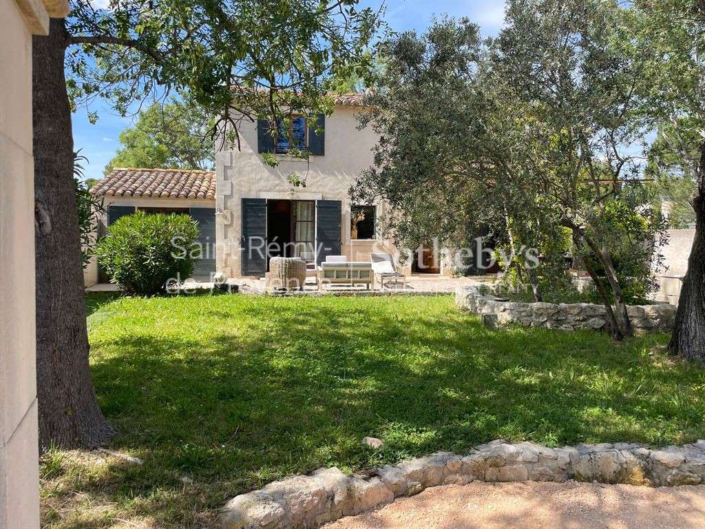 House Paradou