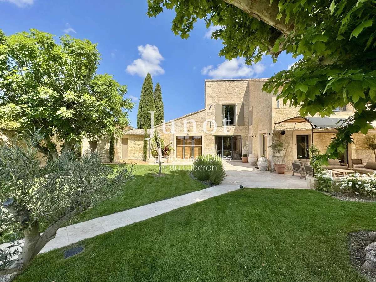 Maison Paradou