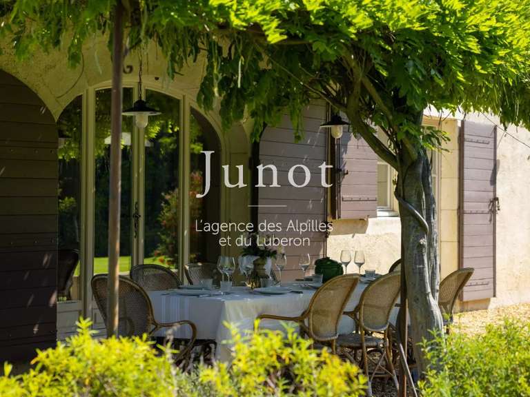 House Paradou - 6 bedrooms - 2000m²