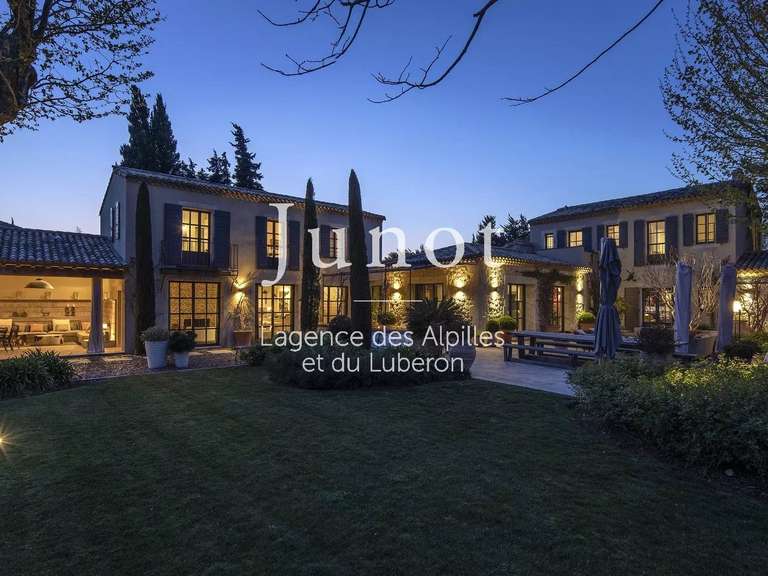 Maison Paradou - 7 chambres - 7000m²