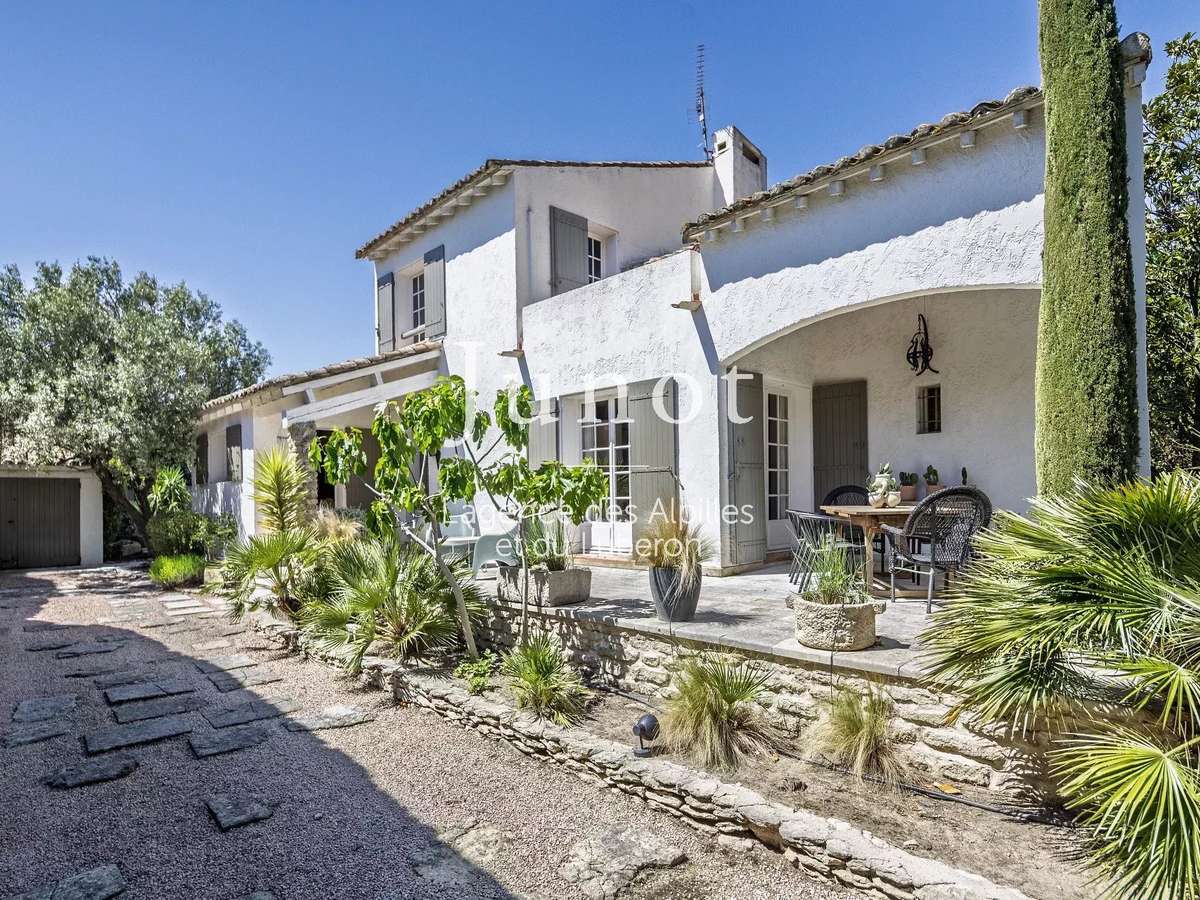 Maison Paradou