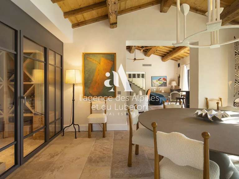 Propriété Paradou - 6 chambres - 400m²