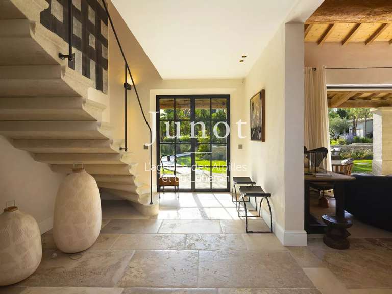 Propriété Paradou - 6 chambres - 400m²