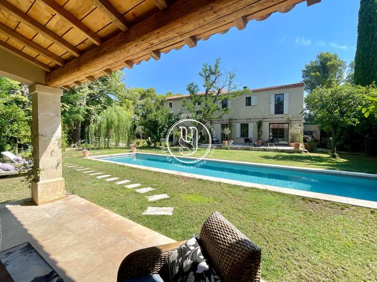 Villa Paradou - 5 bedrooms - 298m²