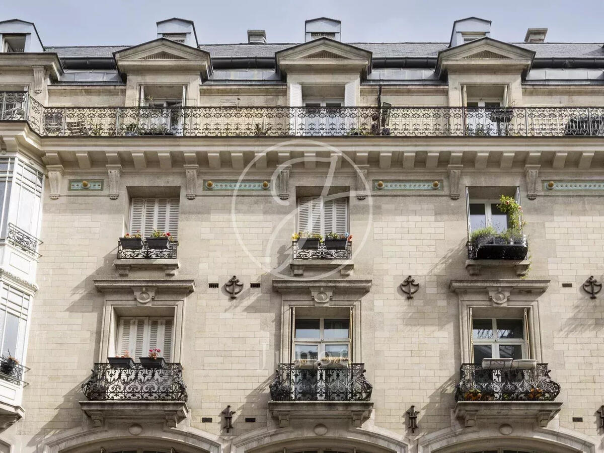 Apartment Paris 10e