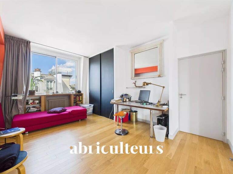 Appartement Paris 10e - 3 chambres