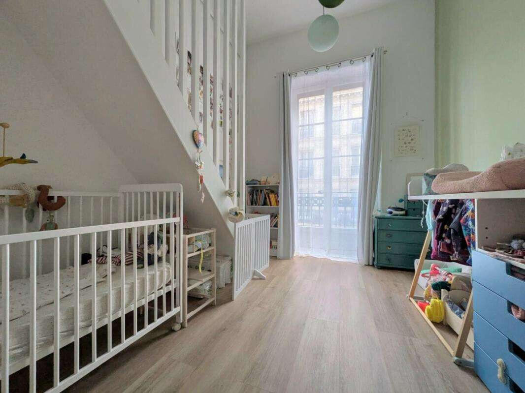 Apartment Paris 10e