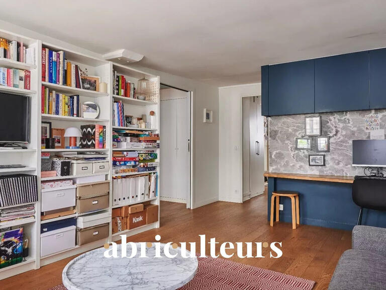 Appartement Paris 10e - 3 chambres - 87m²