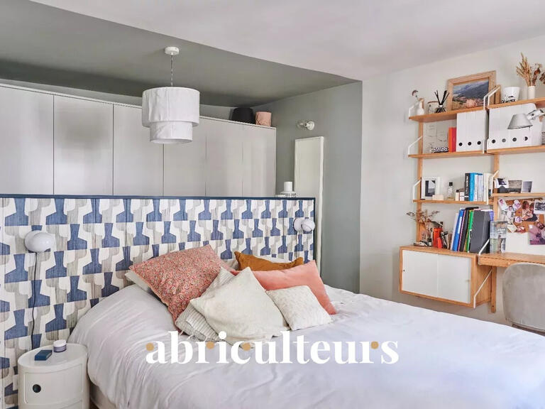 Appartement Paris 10e - 3 chambres - 87m²