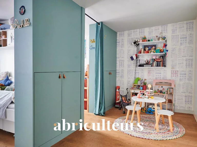Appartement Paris 10e - 3 chambres - 87m²