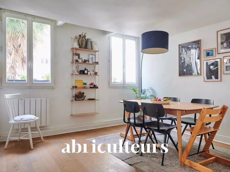 Appartement Paris 10e - 3 chambres - 87m²