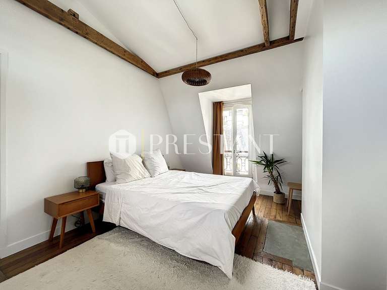 Appartement Paris 10e - 3 chambres - 105m²