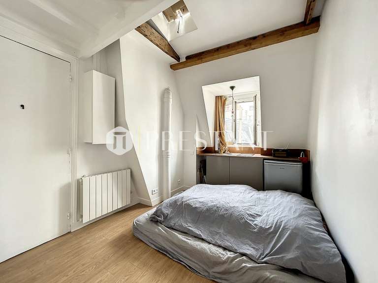 Appartement Paris 10e - 3 chambres - 105m²