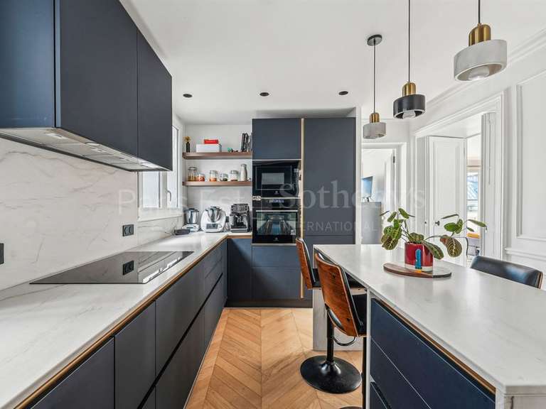 Appartement Paris 10e - 3 chambres - 154m²