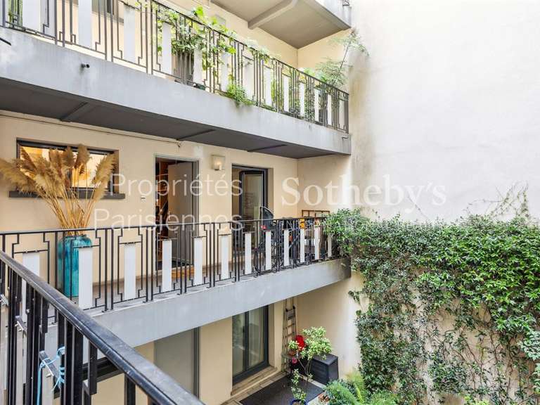 Apartment Paris 10e - 2 bedrooms - 98m²