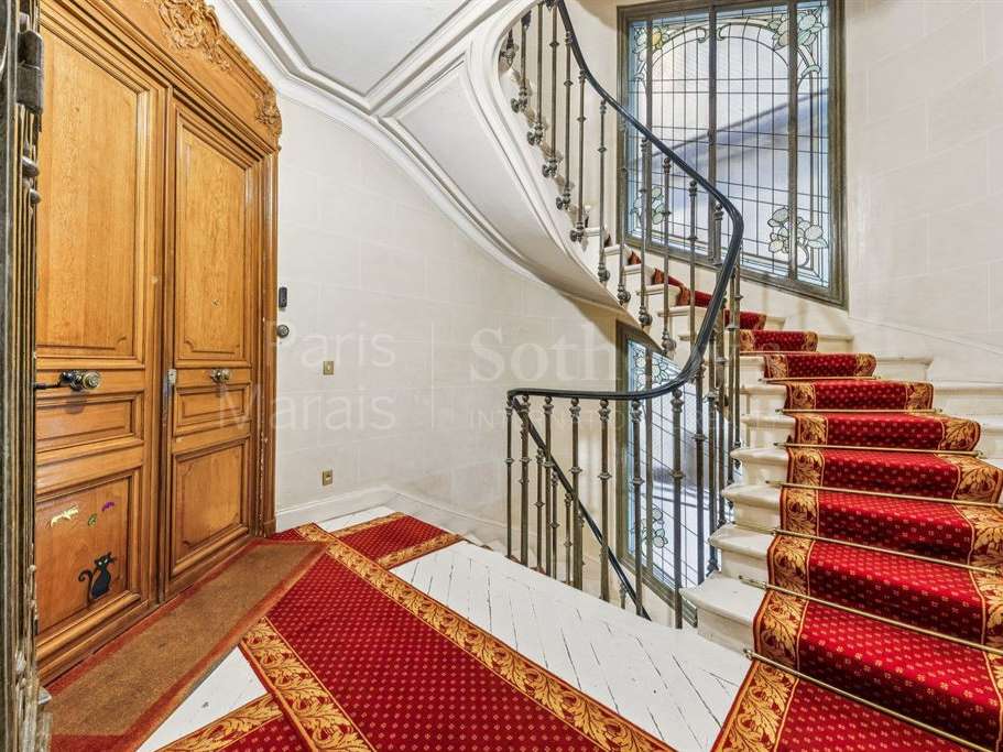 Apartment Paris 10e