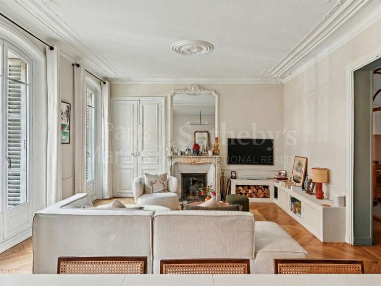 Appartement Paris 10e - 2 chambres - 91m²