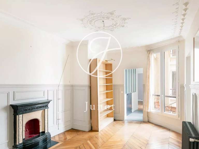 Appartement Paris 10e - 3 chambres - 88m²