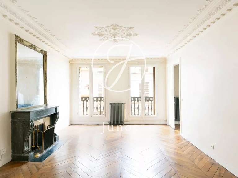 Appartement Paris 10e - 3 chambres - 88m²