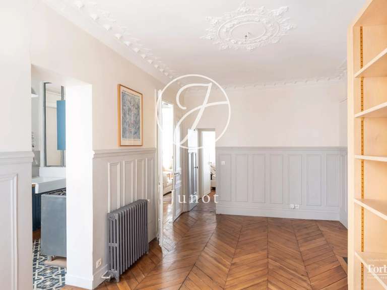 Appartement Paris 10e - 3 chambres - 88m²