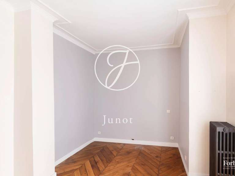 Appartement Paris 10e - 3 chambres - 88m²