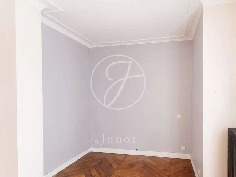 Appartement Paris 10e - 3 chambres - 88m²