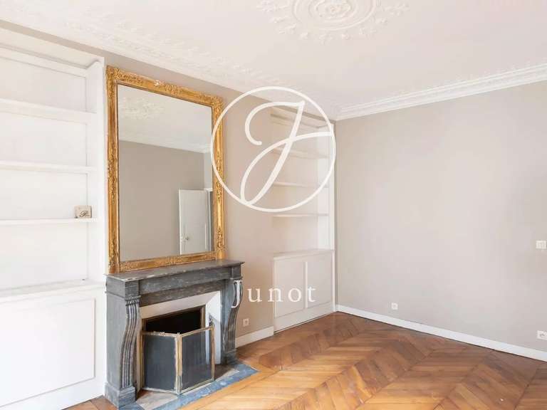 Appartement Paris 10e - 3 chambres - 88m²