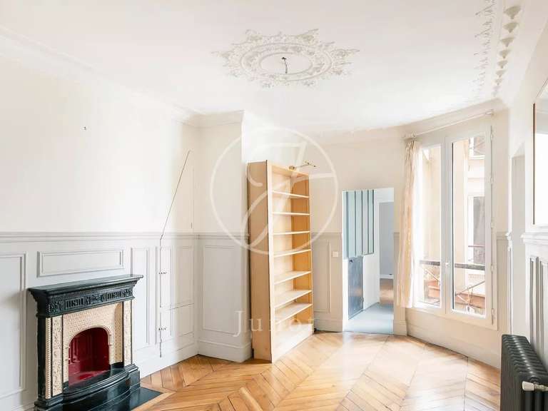 Appartement Paris 10e - 3 chambres - 88m²