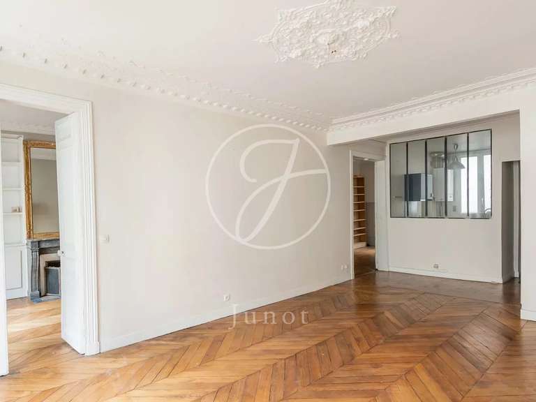 Appartement Paris 10e - 3 chambres - 88m²