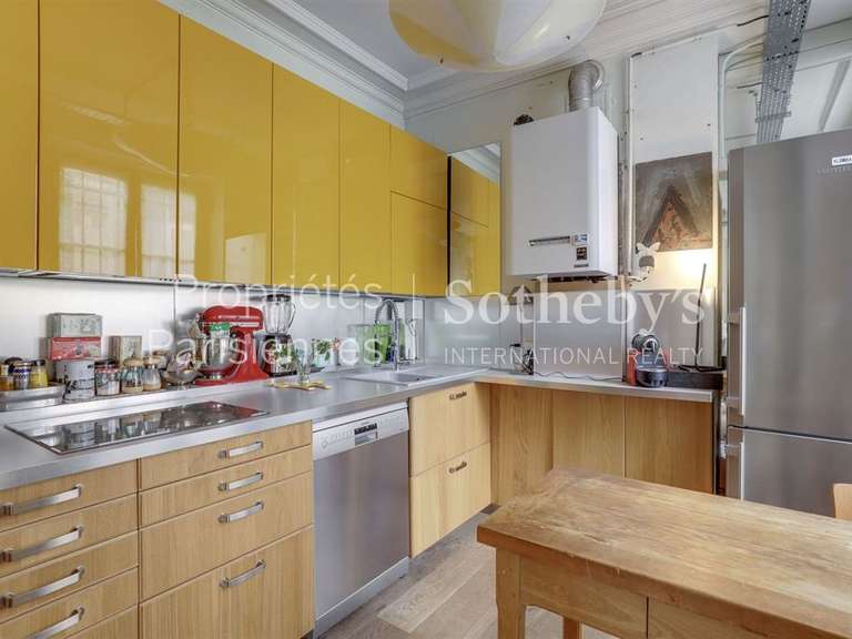 Appartement Paris 10e - 4 chambres - 146m²