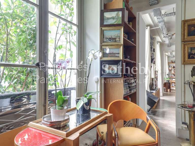 Appartement Paris 10e - 4 chambres - 146m²