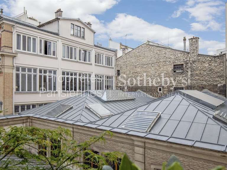 Appartement Paris 10e - 4 chambres - 146m²