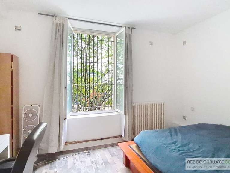 Appartement Paris 10e - 4 chambres - 169m²