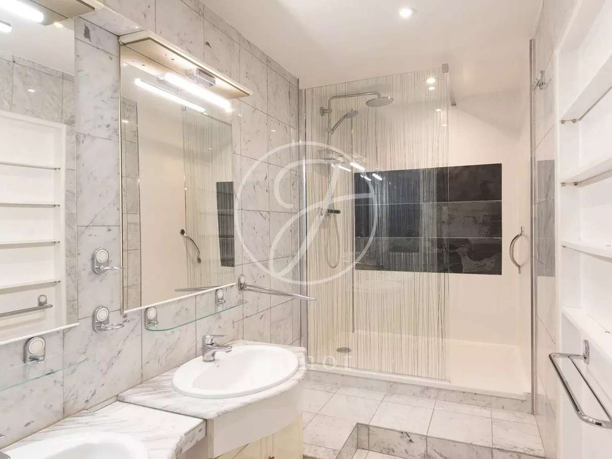 Appartement Paris 10e