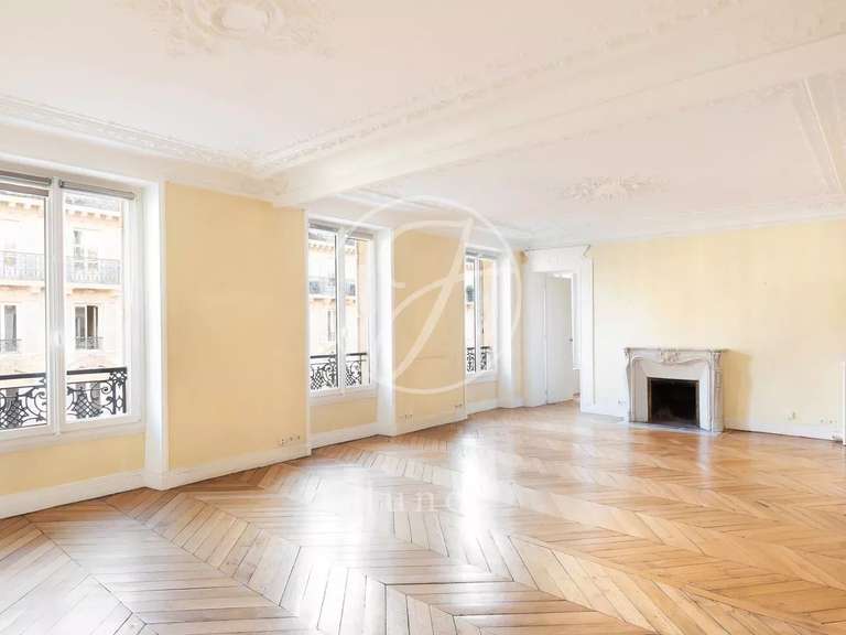 Appartement Paris 10e - 3 chambres - 102m²