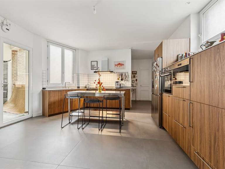 Appartement Paris 10e - 3 chambres - 160m²