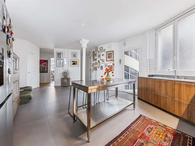 Appartement Paris 10e - 3 chambres - 160m²