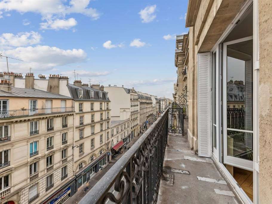 Apartment Paris 10e