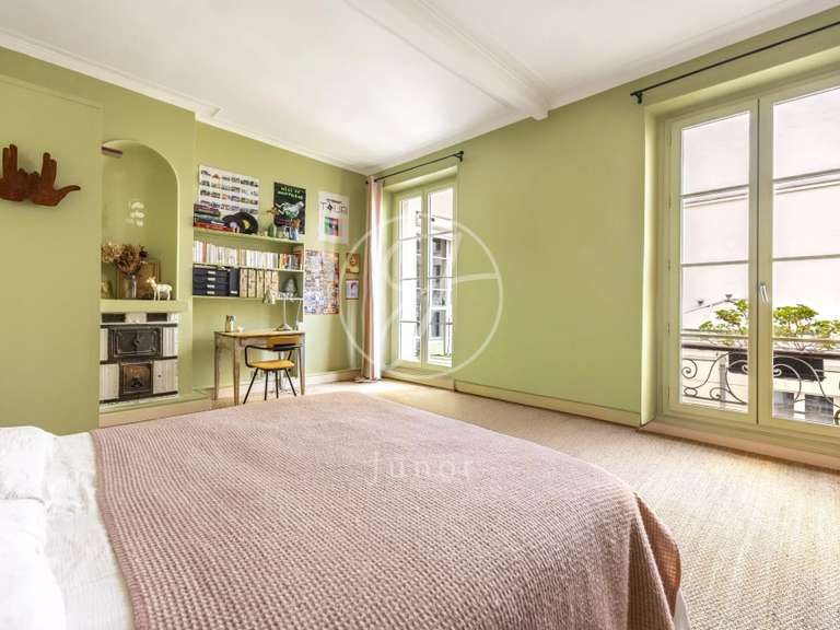 Appartement Paris 10e - 5 chambres - 196m²