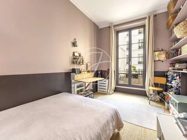 Appartement Paris 10e - 5 chambres - 196m²